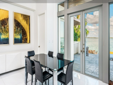 Venetian Beach Ultimate Luxury Villa